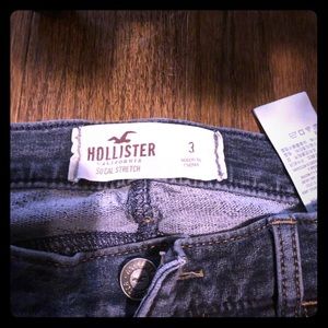 HOLLISTER Size 3 Short Jean Jeggings Dark blue.
